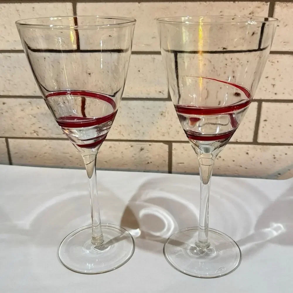 2 -Pier One 1 Red Swirl Line 12oz Wine Glasses Goblets Retired HTF 9 1/8”‎ EUC
